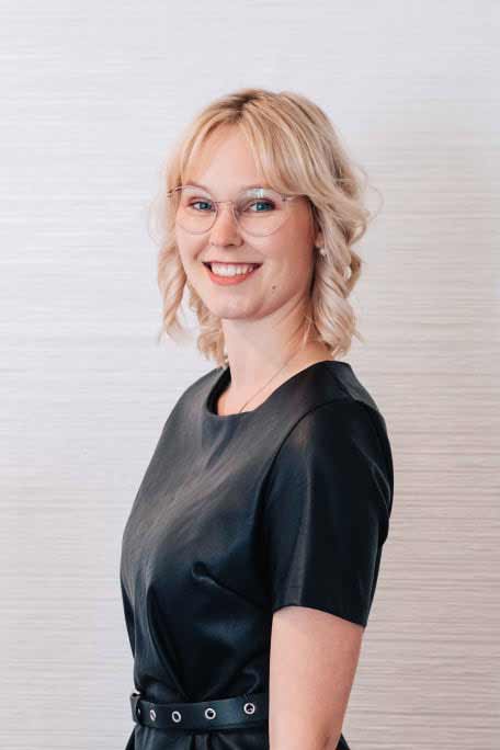 Anna Lena, Meisterin im Friseurteam Christiane Franz